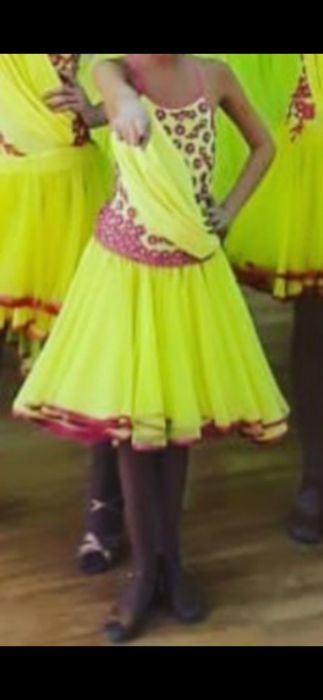 Костюмы, платья для выступления