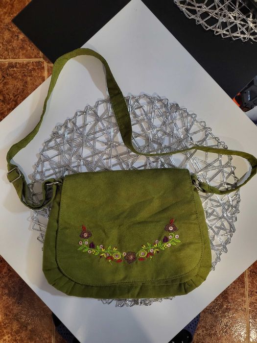 Дамска чанта -зелена