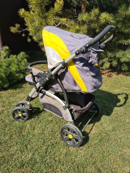 Детская коляска фирмы Prego