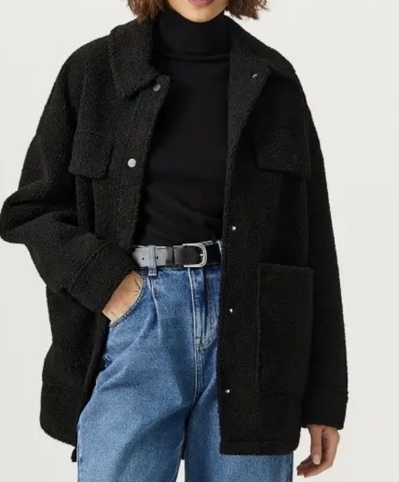 Продам куртку осень весна