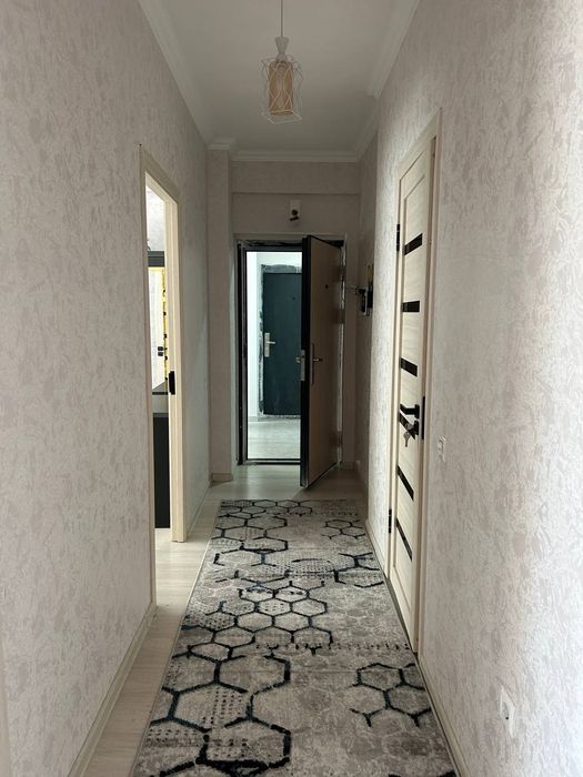 Задаётся 2 комнатная квартира эко базар