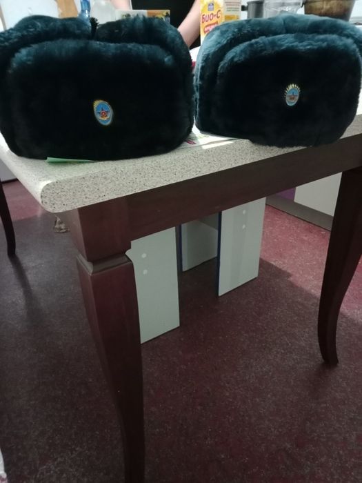 Продам военные шапки