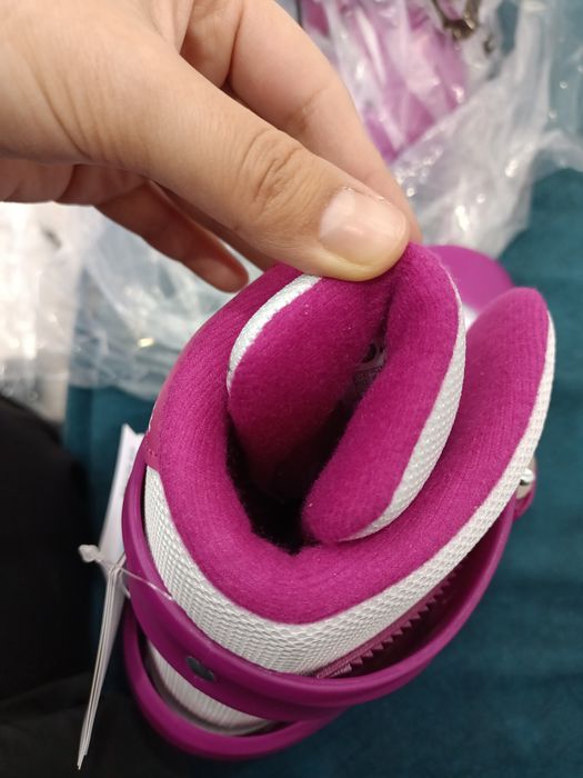 Коньки новые 34-37 размер