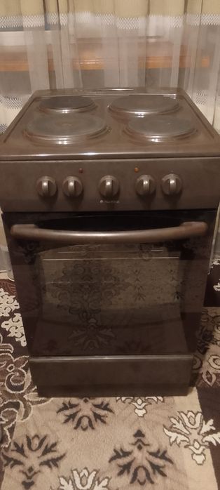 Электрическая плита Hansa