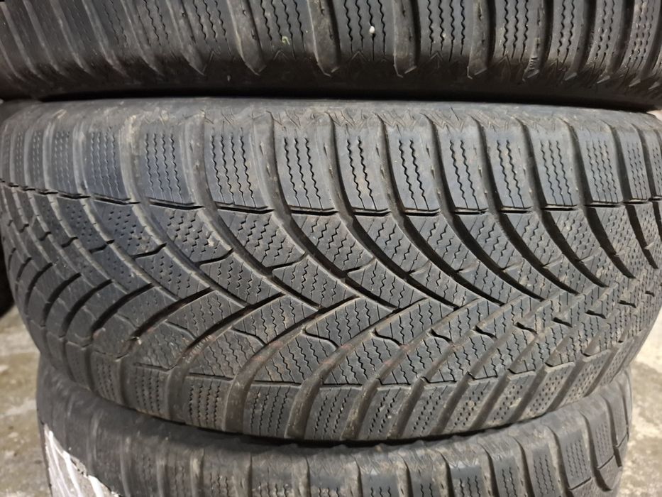 Set 4 anvelope iarna 205 55 16 Semperit