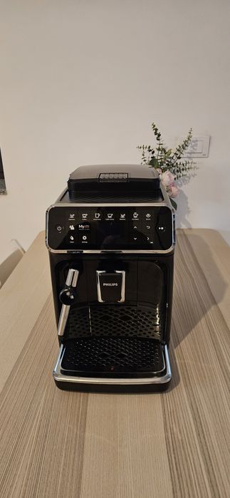 Vand Espressor automat Philips EP4321/50
