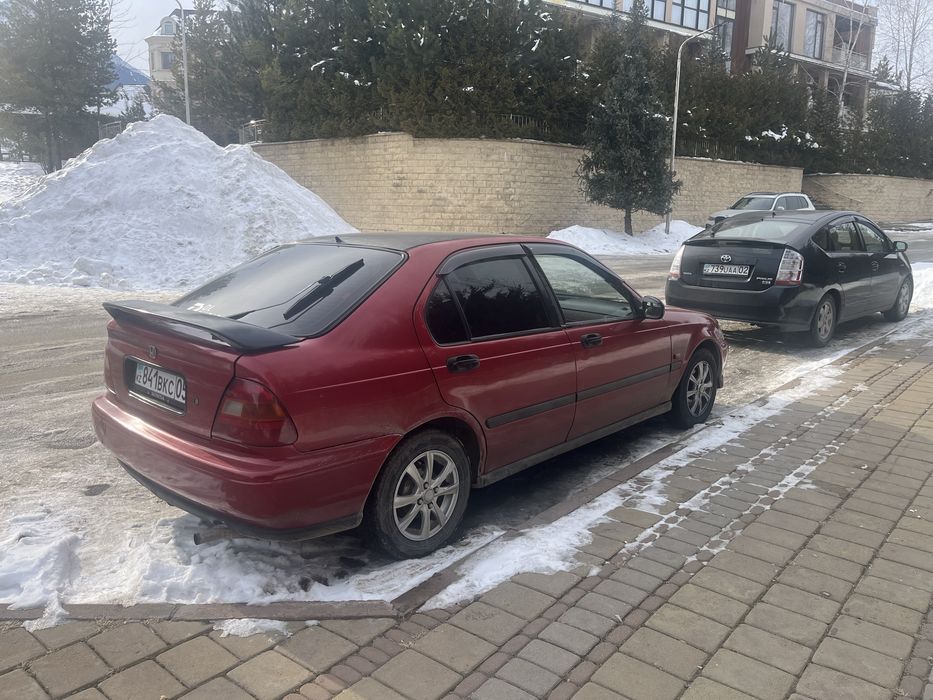 Хонда цывик автомат 1995г 1.6