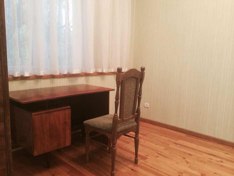 Продаю свою 5 ком квартиру. Метро Айбек ул. Афросиаб дом 12/1