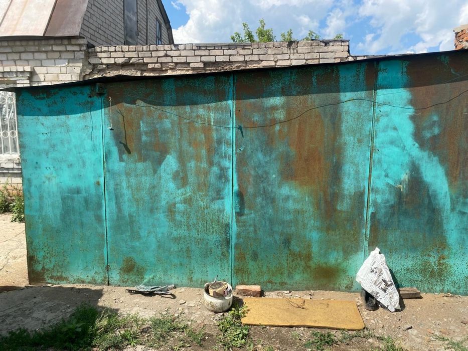 Продам металлический гараж