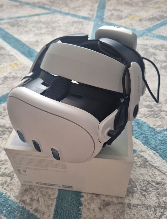 Meta Quest 3 + крепление Bobovr