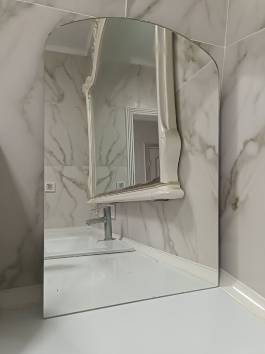 Продам зеркало .