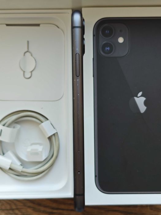 IPhone 11 - 128GB - (Pret pe Flip 1100) - Cutie si Cablu original