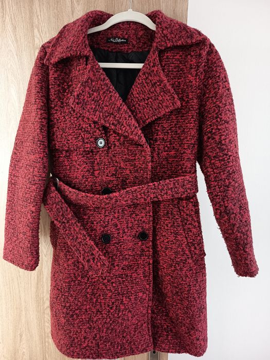 Pardesiu Nou Dama rosu