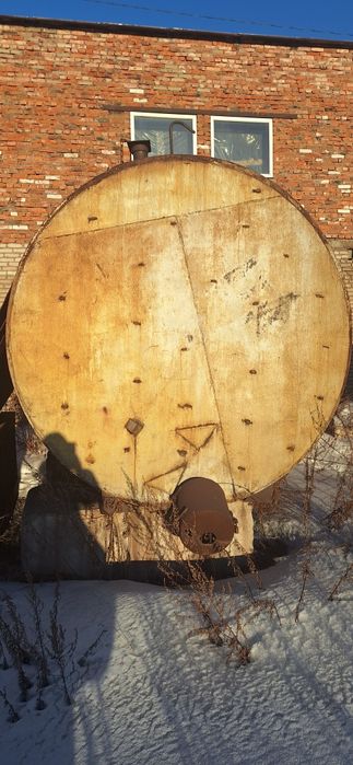 Продам ёмкость в хорошем состоянии