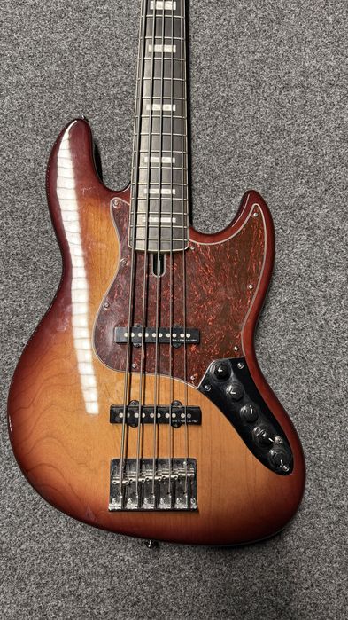 Marcus Miller V7 5 Corzi + Subwoofer