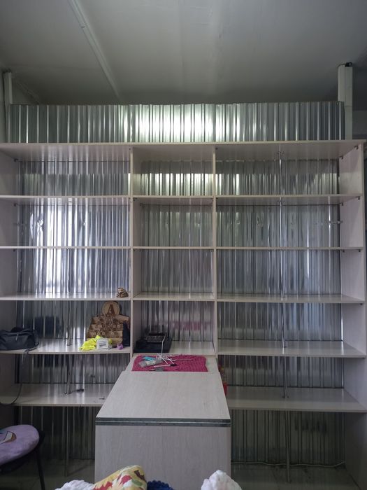 Продам стеллаж столы