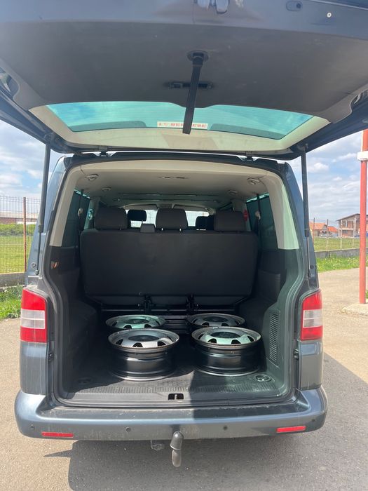 Volkswagen T5 Caravelle  Automatic