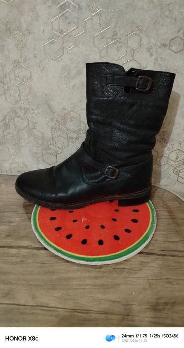 Продаю женские кожые сопаги