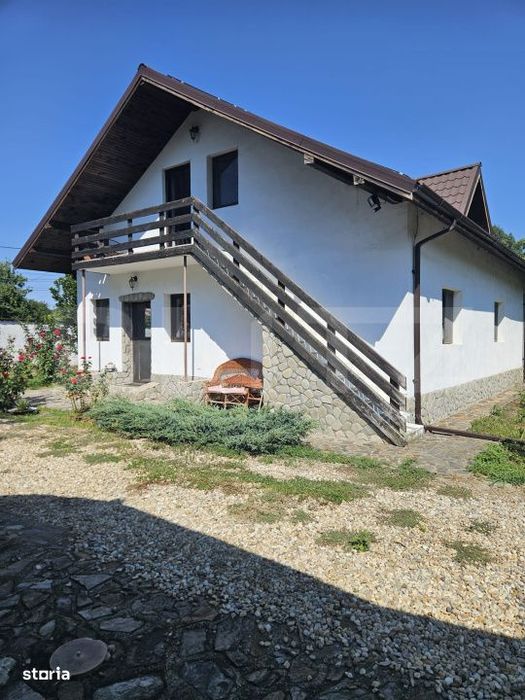 Casa individuala de vanzare in exclusivitate – Tomsani, Dambovita