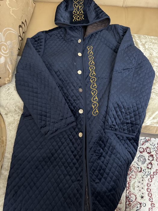 Ұлттық нақыштағы пиджак