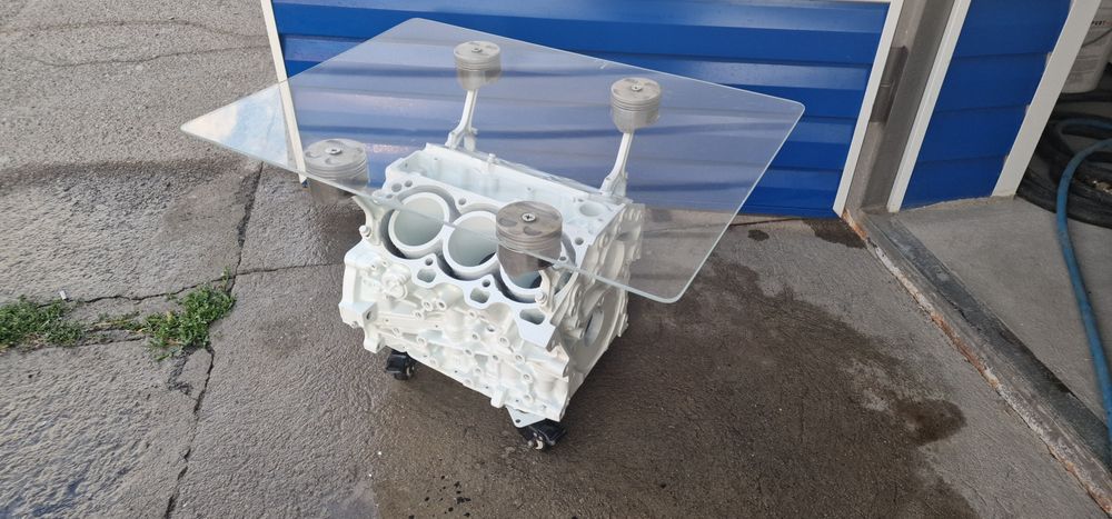 Столик журнальный из блока v6