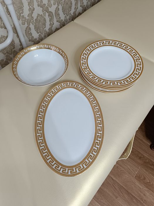 Большие сервировочные тарелки