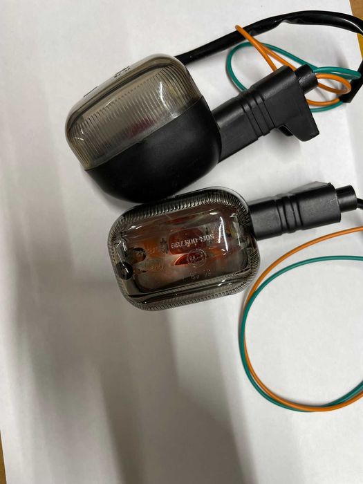 Semnalizatoare MOTO Semnale Scuter Stanga Dreapta