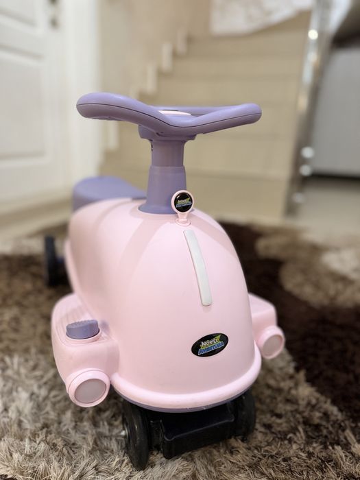 Mașinuță/Scuter electric Noriel Aventură – cu muzică și lumini