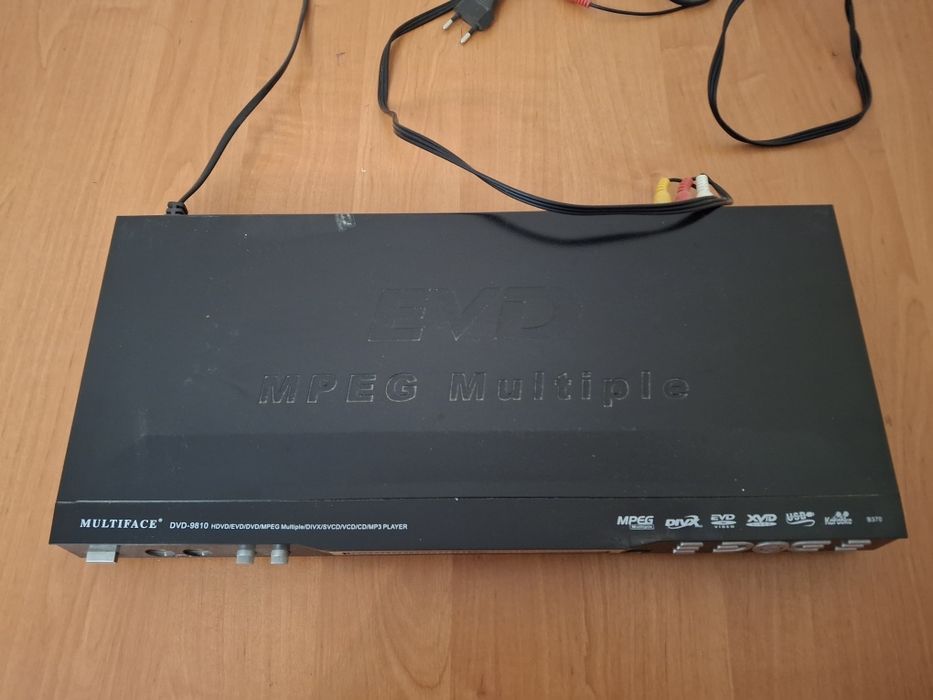 DVD плеер б/у в супер состоянии