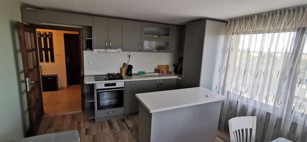 Дава се под наем Етаж от къща в с. Дуранкулак, Област Добрич - 120 кв.м за 51 € - Снимка #10