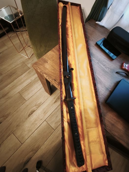katana japoneza din otel damasc