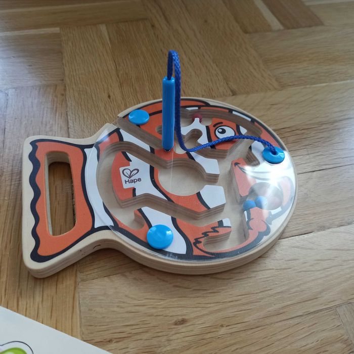 Образователни занимателни дървени играчки