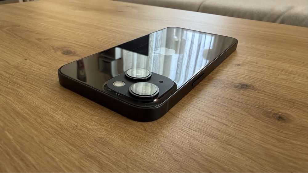 iPhone 14 256GB, без драскотини
