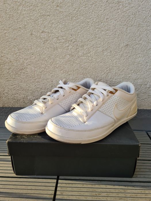 Adidași Nike mărimea 44