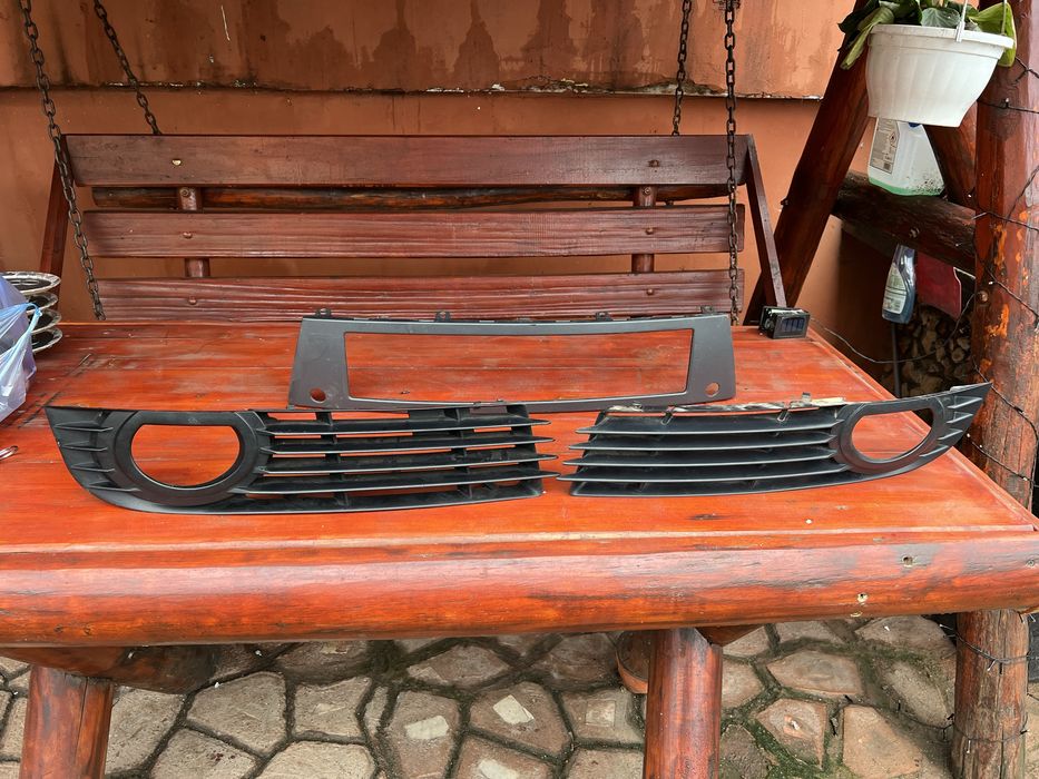 Grile Proiectoare Audi A8 2007