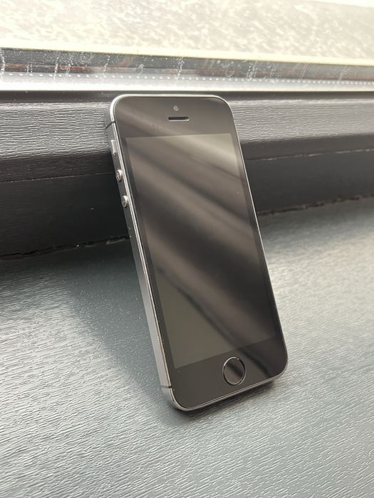 Легендарный Айфон 5 (договорный)