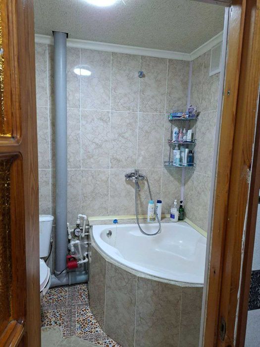 2 хоналик квартира 4 кават кирпичный дом, шарк 1, гор больница