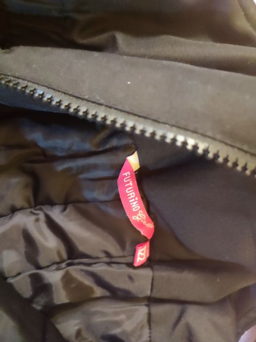 Продам куртку с комбинезоном на девочку