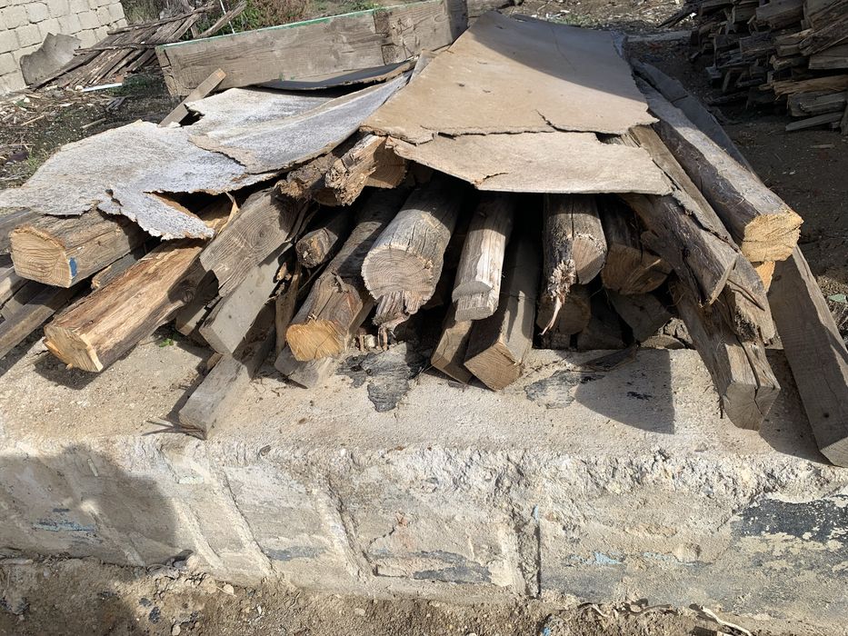 Grinzi vechi de stejar