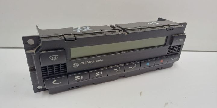 Panou climatronic Volkswagen VW Bora prima generatie seria