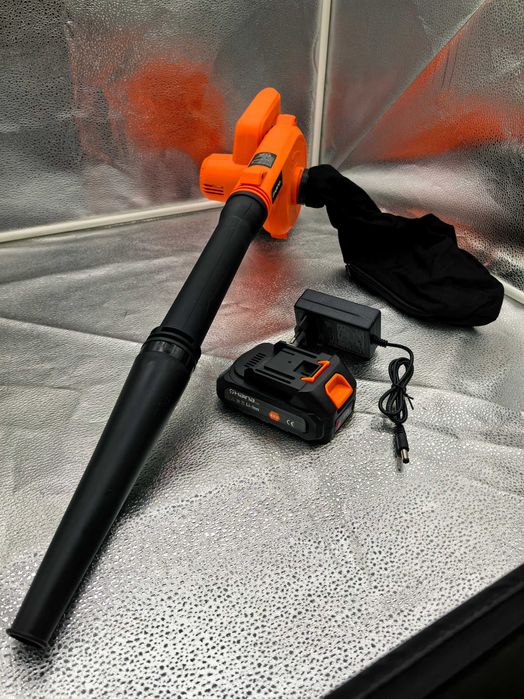 Suflanta si aspirator frunze Haina 48V cu 2 baterii 249 lei