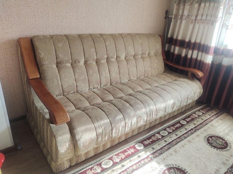 мягкий мебель сотилади