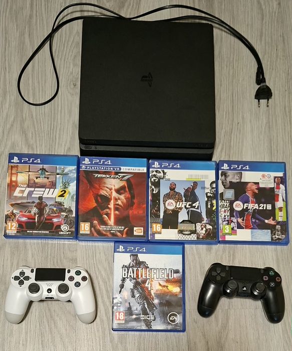 Плейстейшън 4 с игри