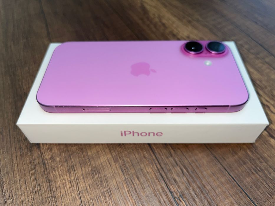 Iphone 16 розов 128GB