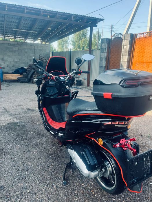 Продам макси 150 куб