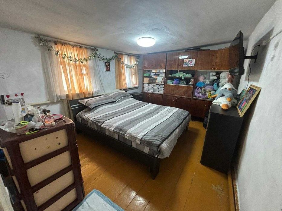 Продается дом на 2 -х хозяев в центре  Сортировки