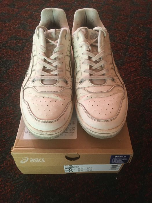 Кроссовка Asics