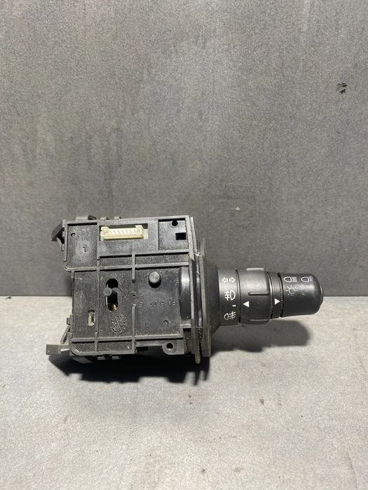 Maneta semnalizare Renault Scenic 2006 1.9 dCi MT (120 hp)