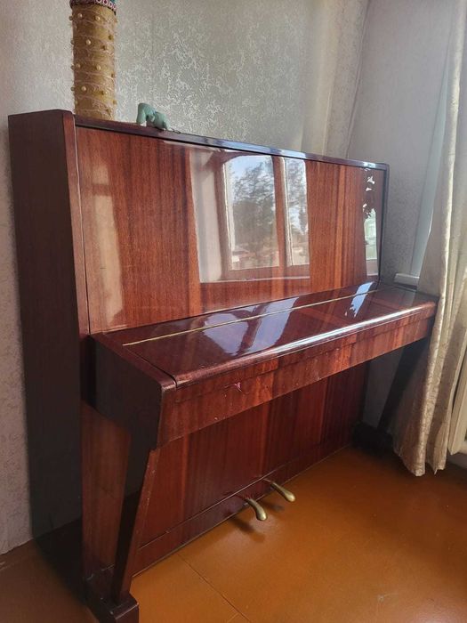 Продам пианино беларусь