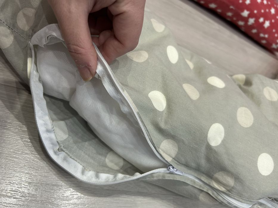 Две възглавници за бременни и кърмене+ ПОДАРЪК - плик с дрехи за бреме